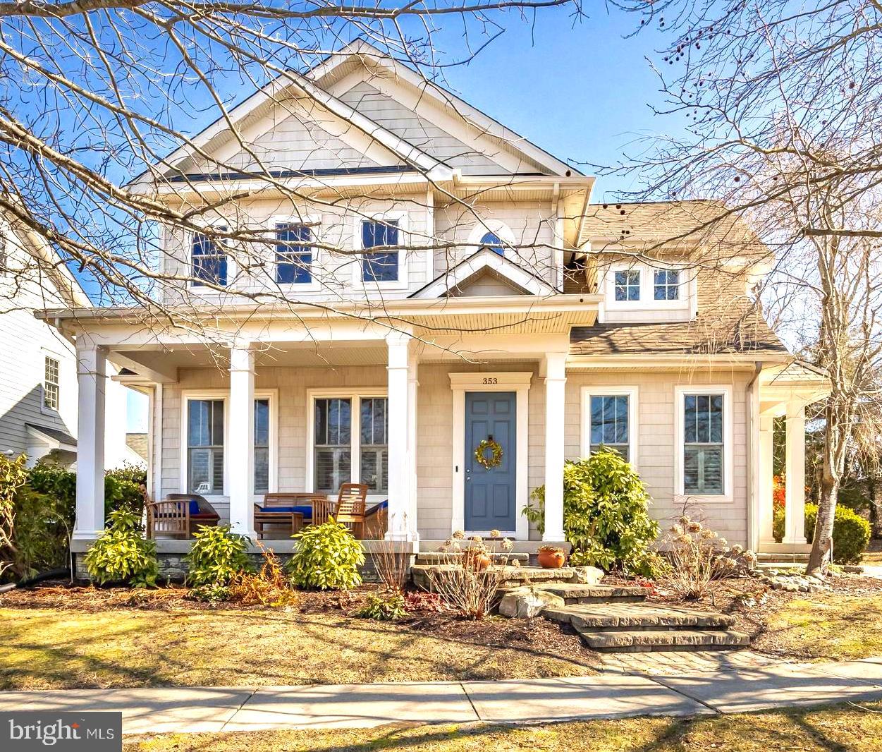 WALNUT HILL - Residential