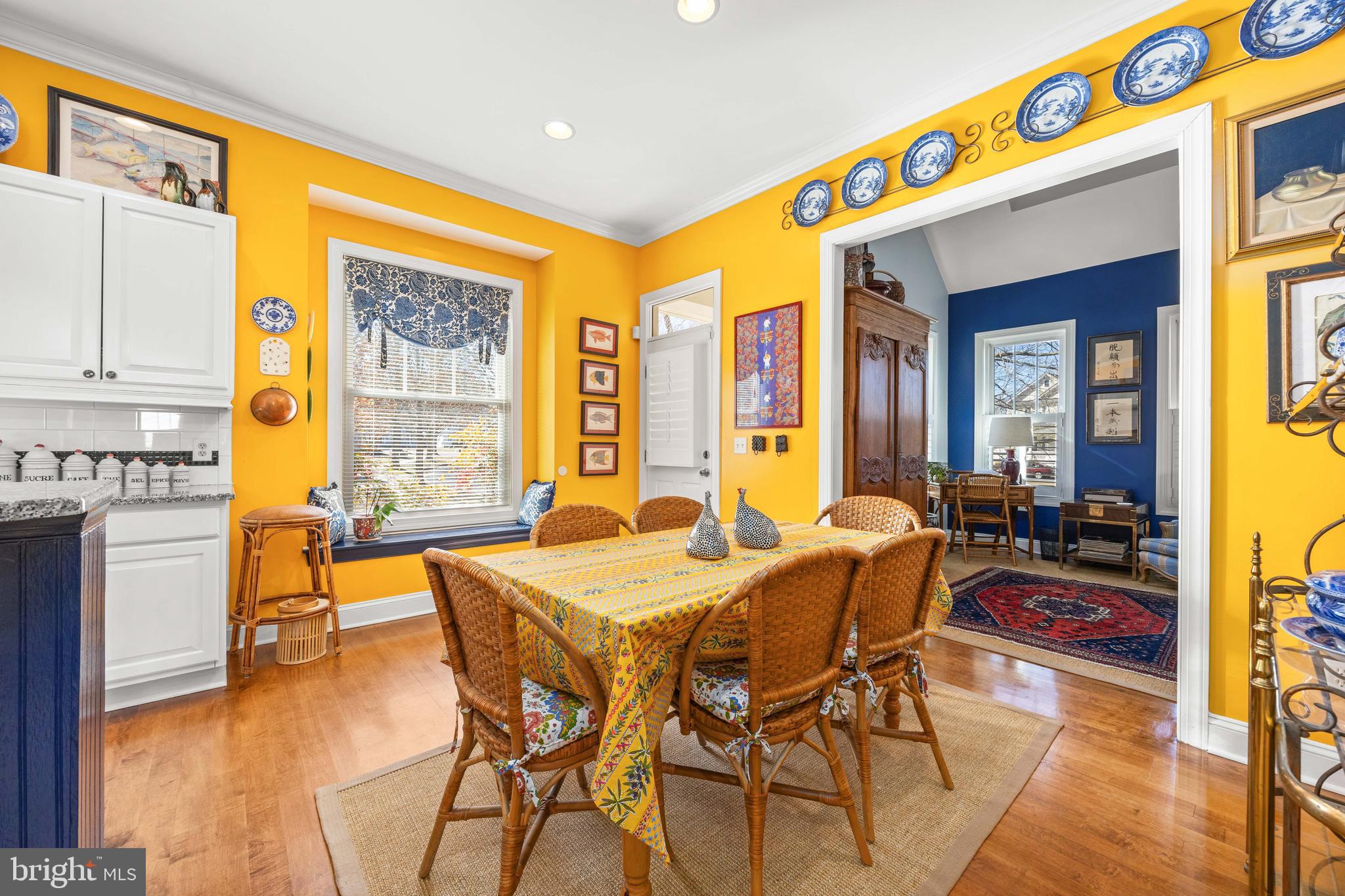 WALNUT HILL - Residential