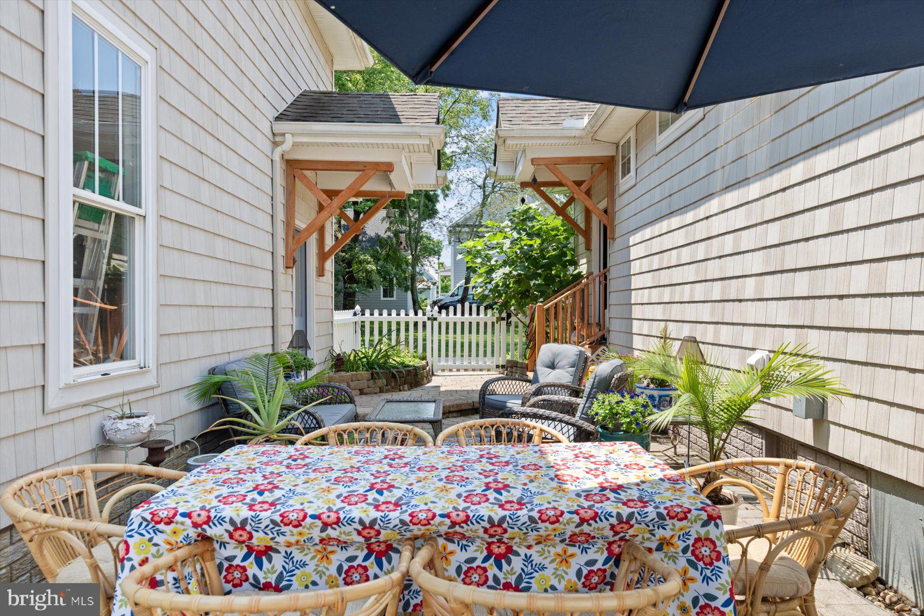 WALNUT HILL - Residential