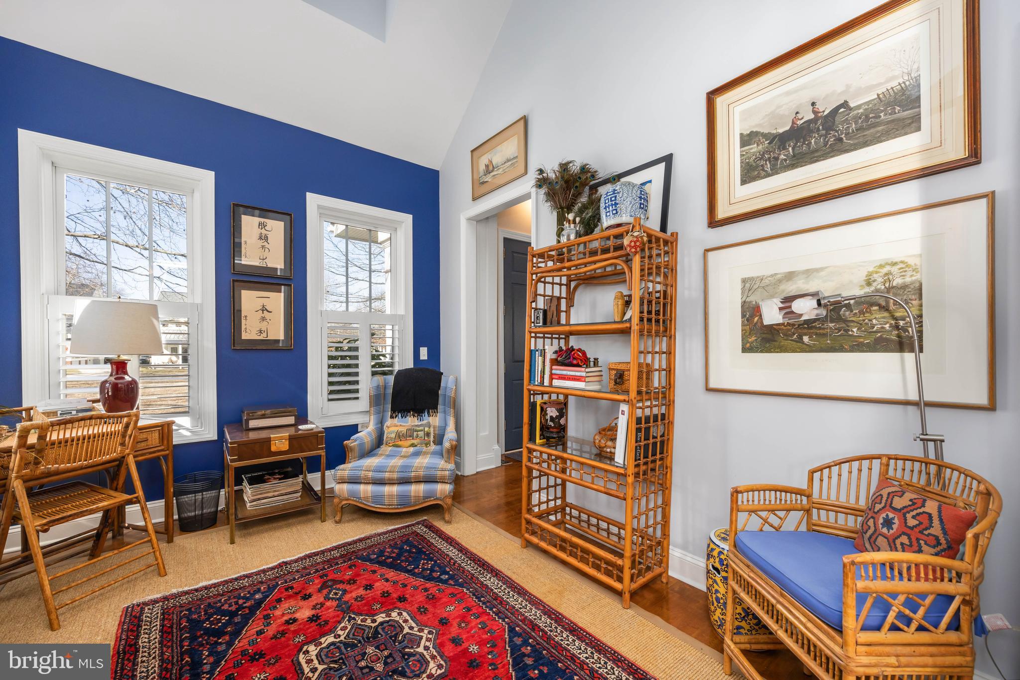 WALNUT HILL - Residential