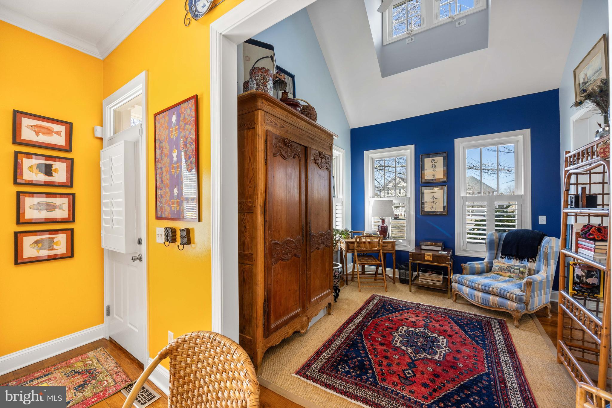 WALNUT HILL - Residential