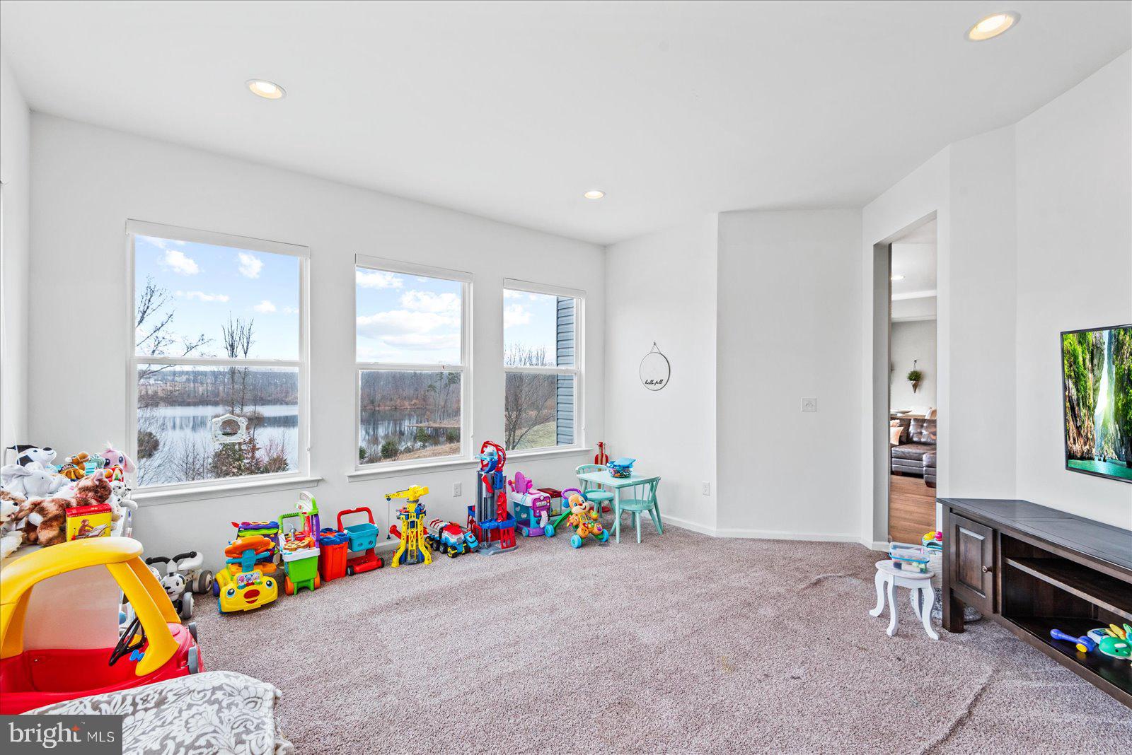 ESTATES AT ROCKY PEN - Residential