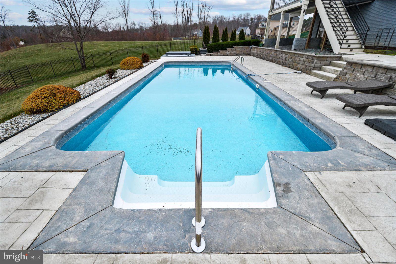 ESTATES AT ROCKY PEN - Residential