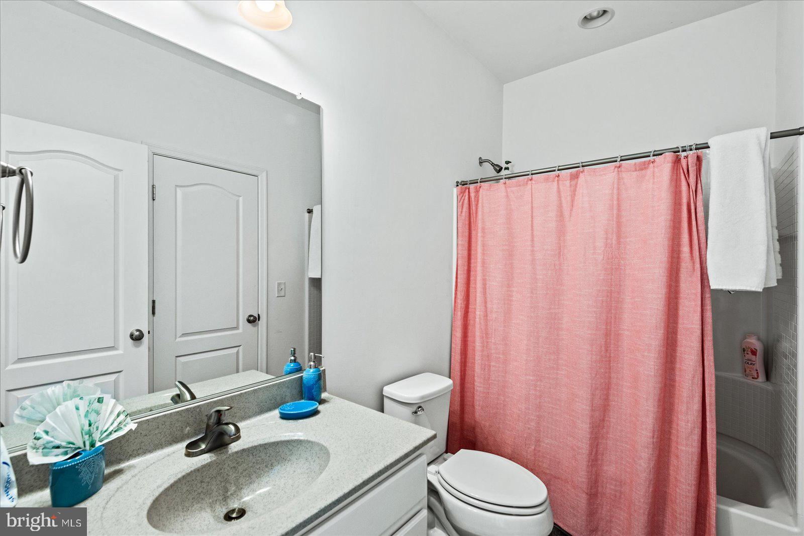 ESTATES AT ROCKY PEN - Residential