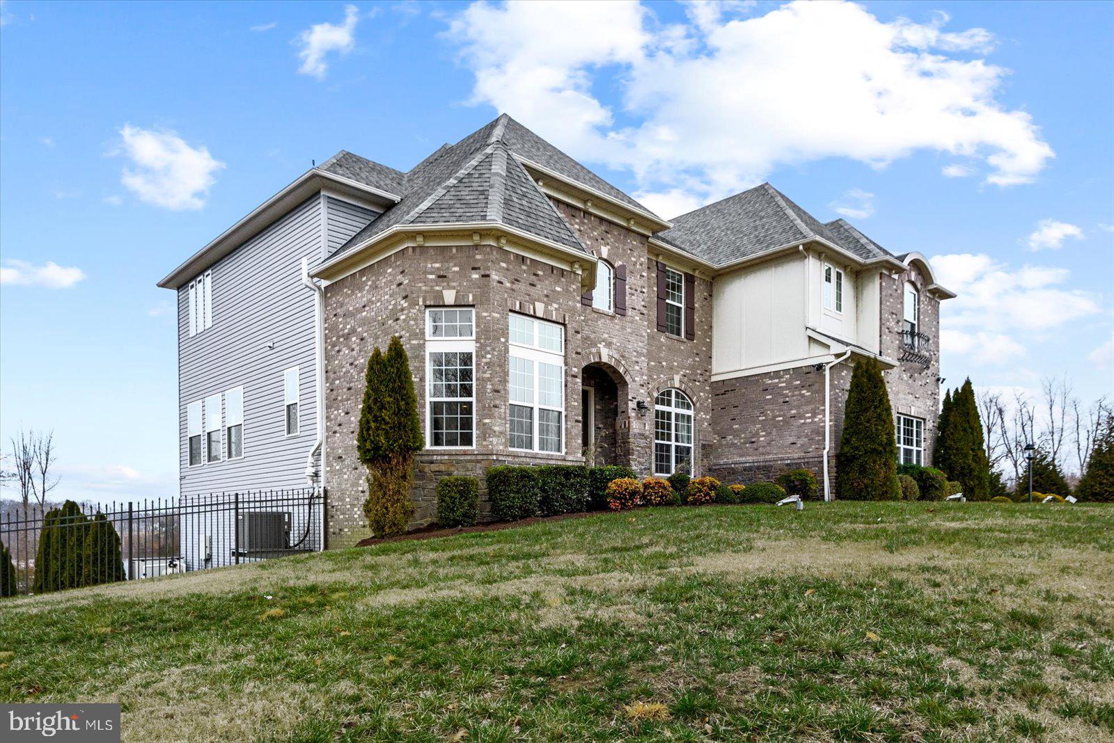 ESTATES AT ROCKY PEN - Residential