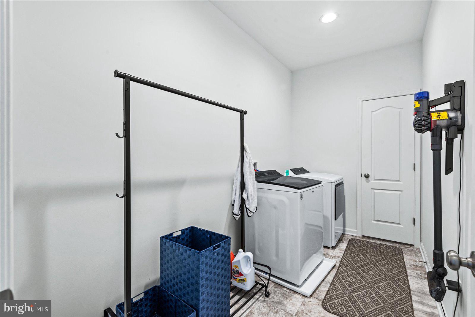 ESTATES AT ROCKY PEN - Residential