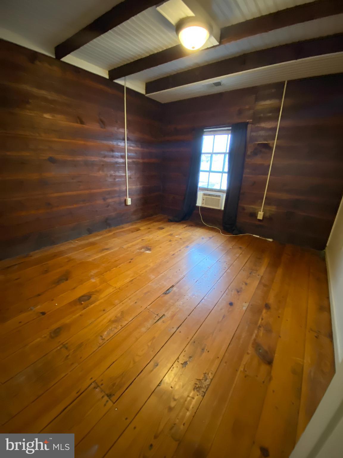 TOWN OF WARDENSVILLE - Residential Lease