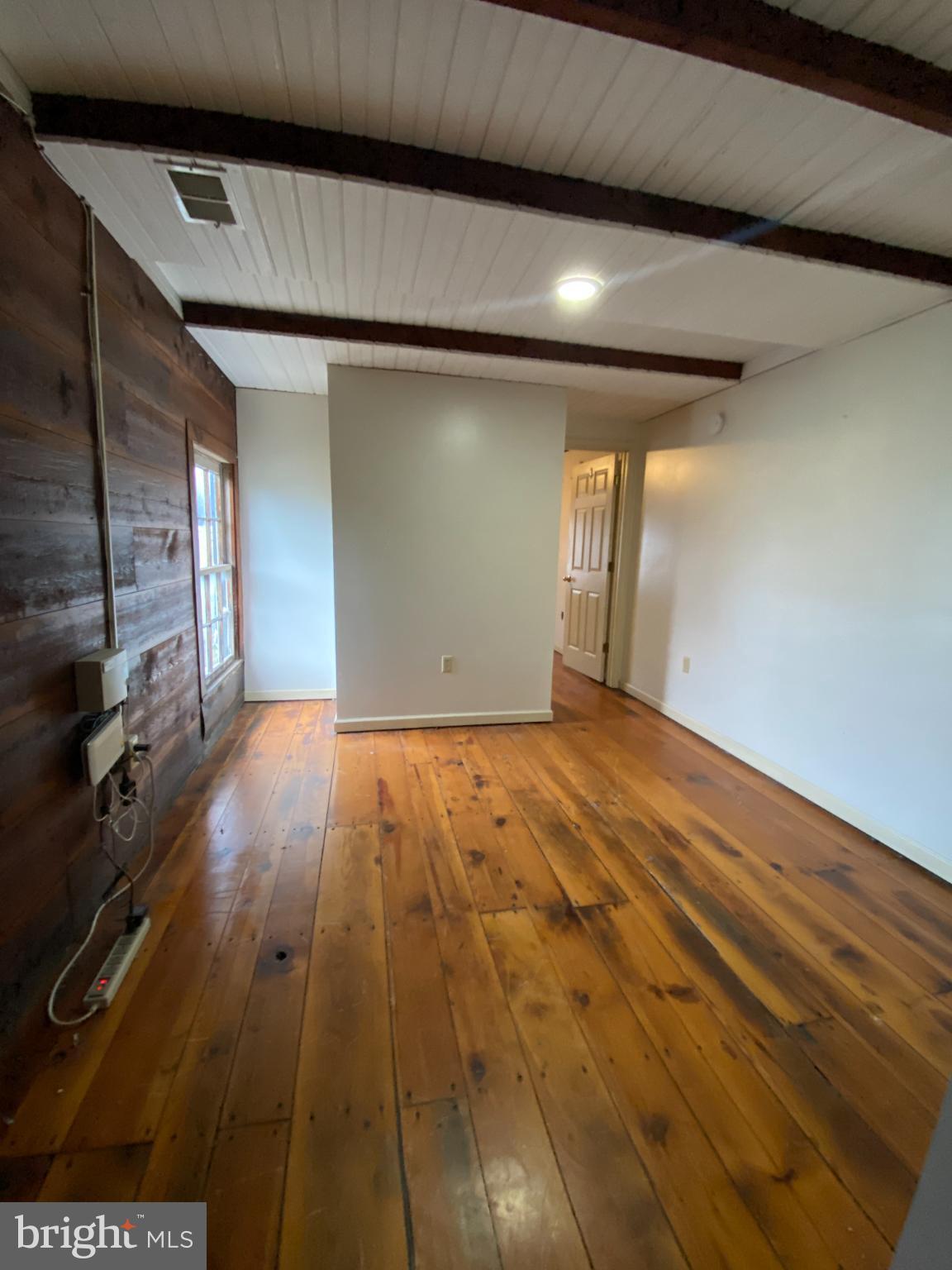 TOWN OF WARDENSVILLE - Residential Lease