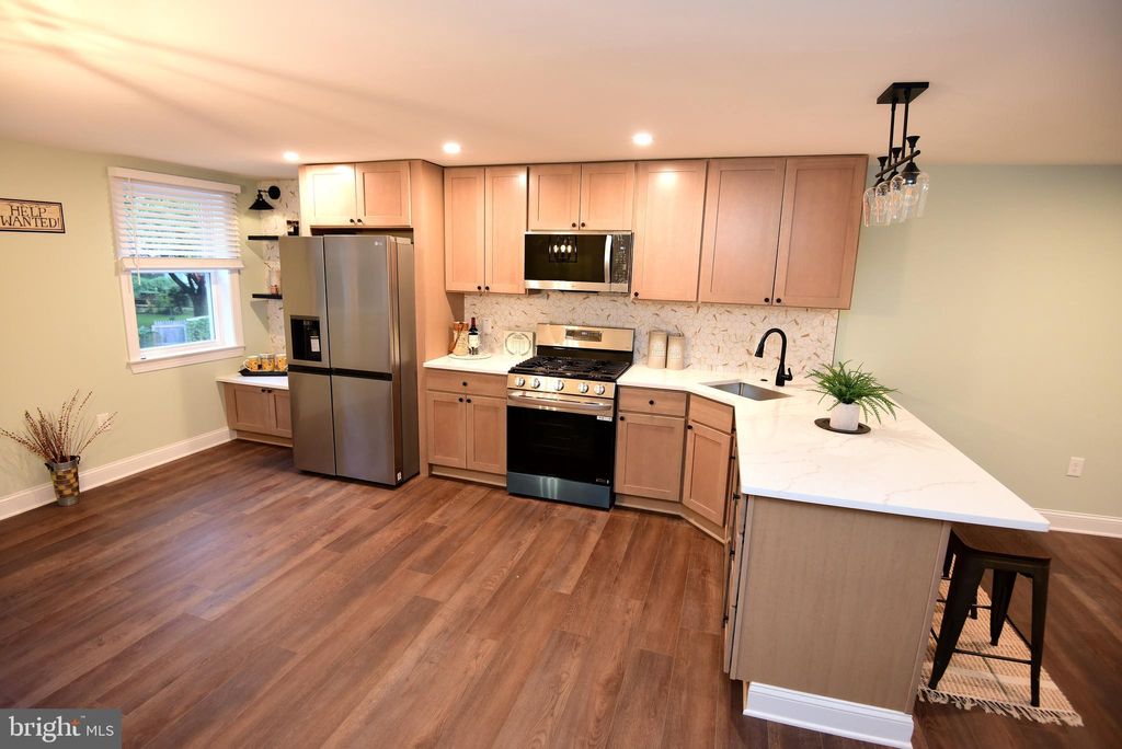 Photo of 5107 Whitehall Drive, CLIFTON HEIGHTS, PA 19018 (MLS # PADE2097390)