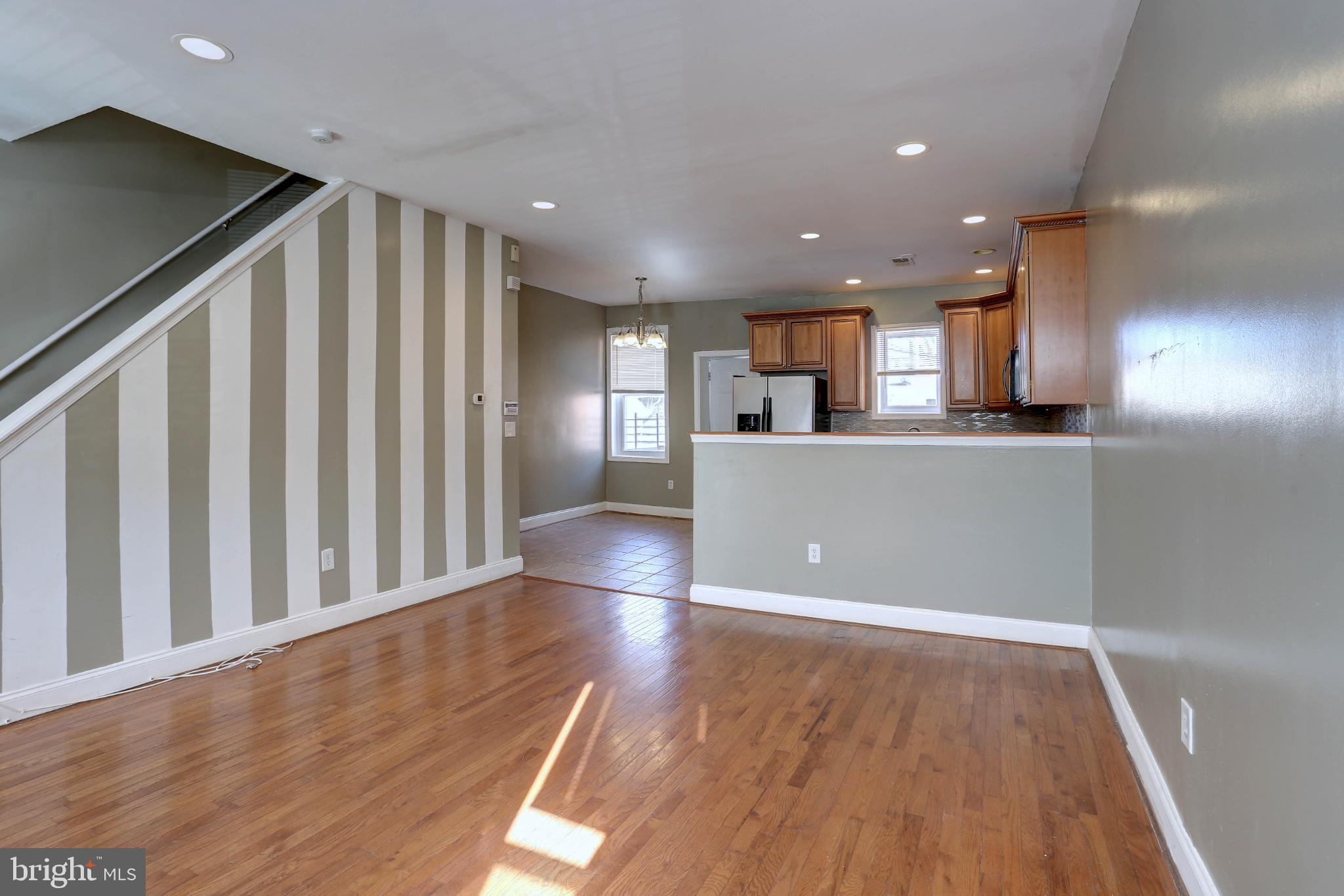 EDMONDSON VIILLAGE - Residential Lease