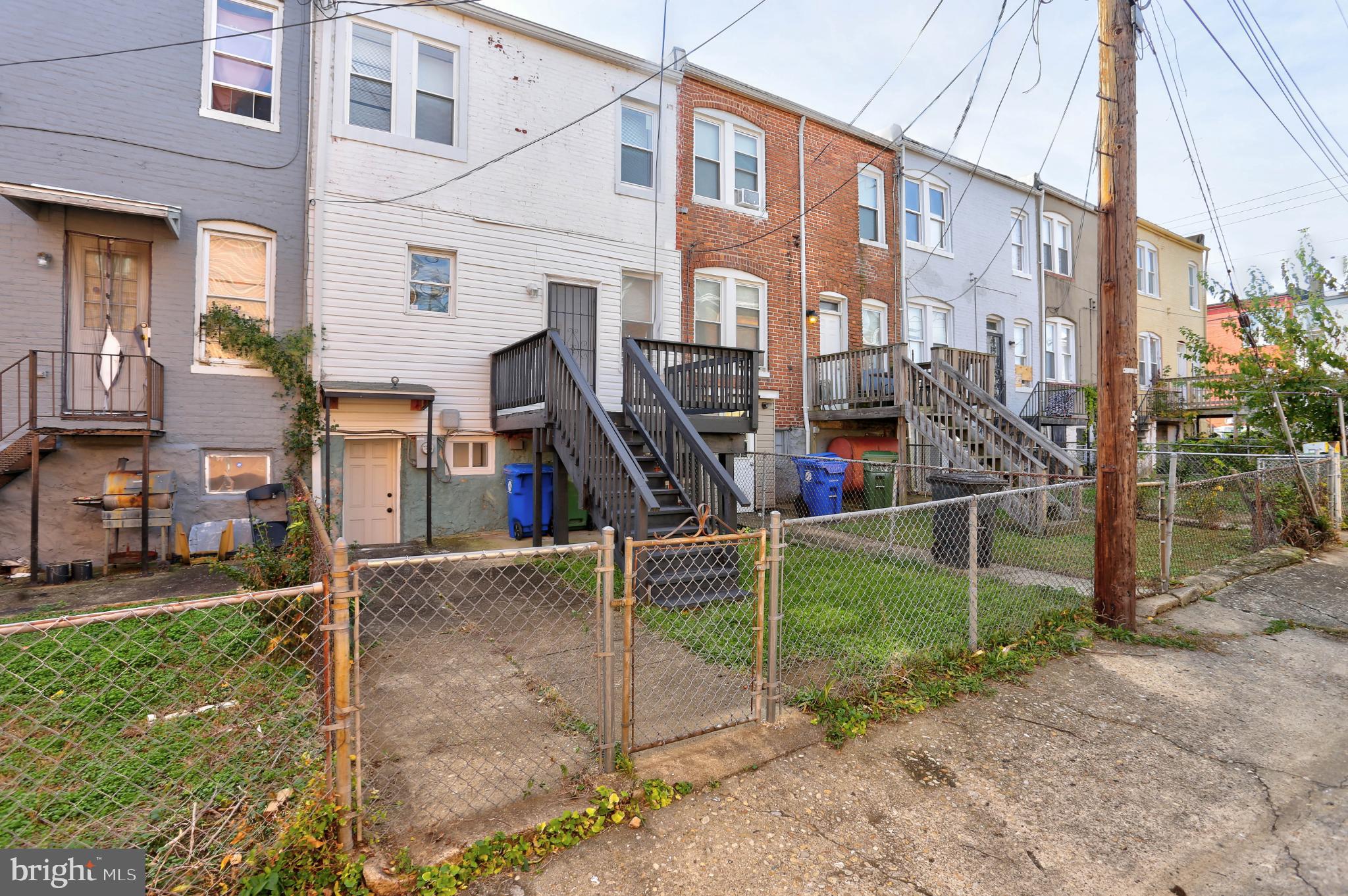 EDMONDSON VIILLAGE - Residential Lease