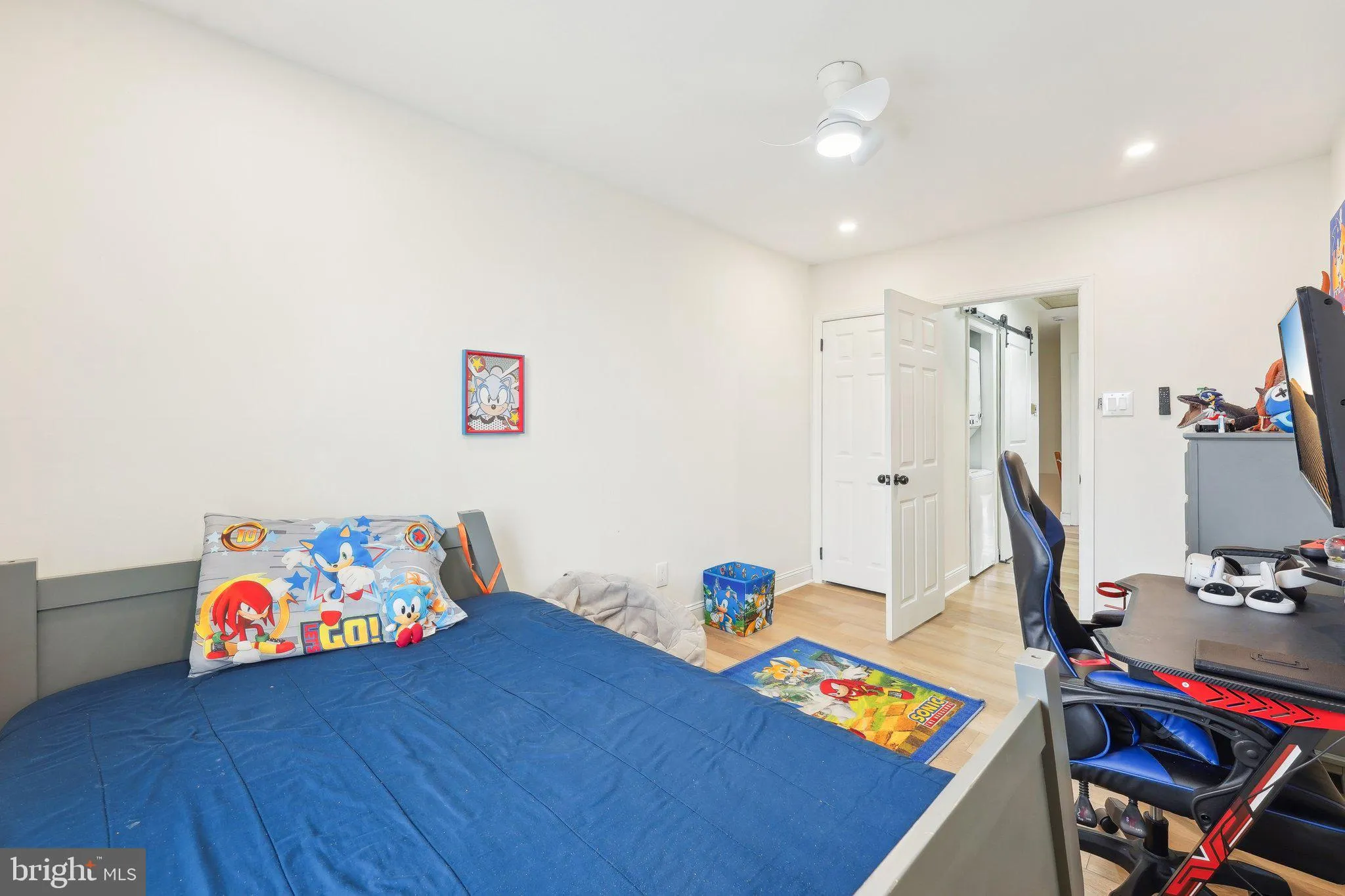 Philadelphia, Pennsylvania 19115, United States, 3 Bedrooms Bedrooms, ,3 BathroomsBathrooms,Residential,Contingent,125328