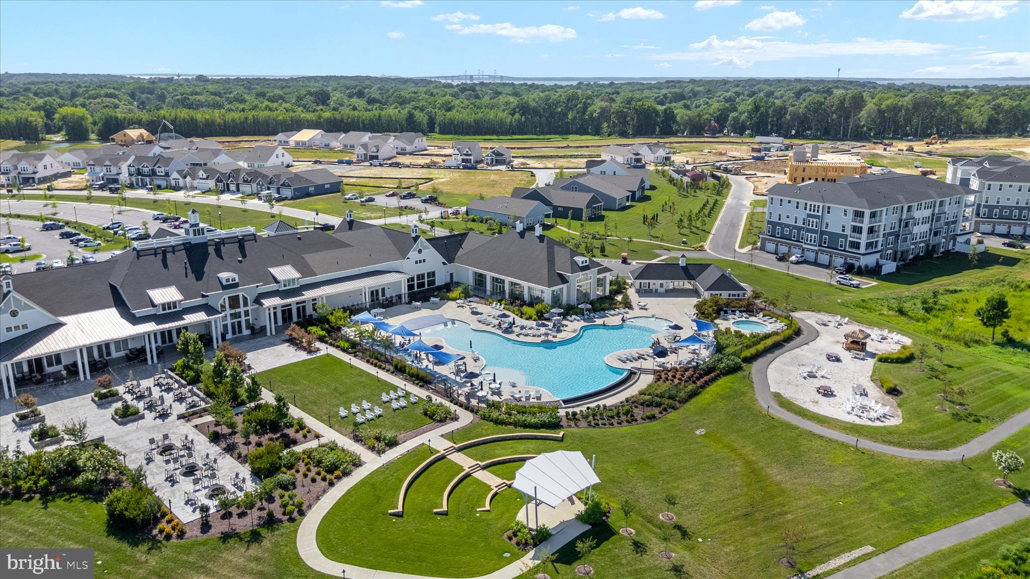 FOUR SEASONS AT KENT ISLAND - Residential