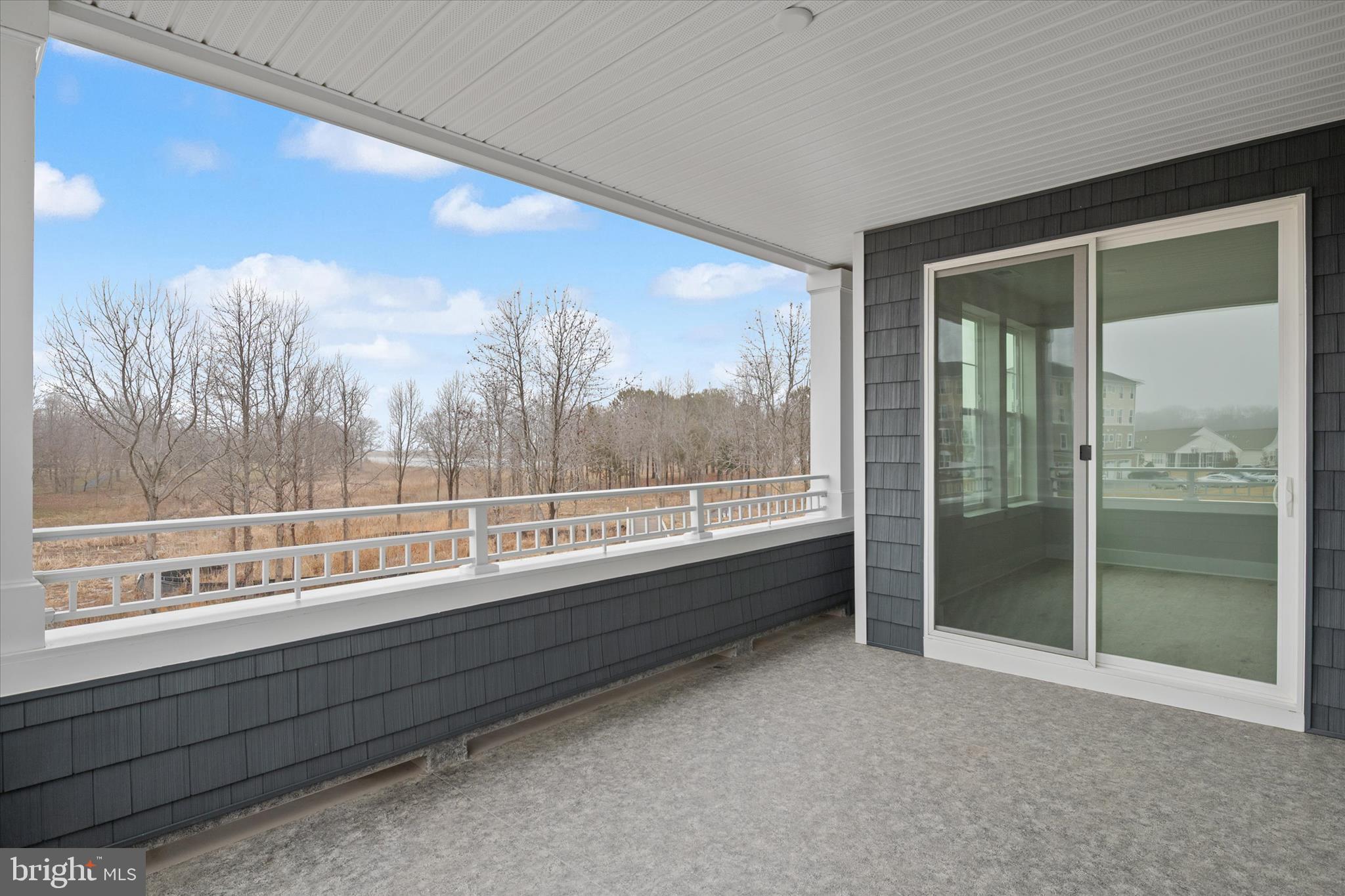 FOUR SEASONS AT KENT ISLAND - Residential