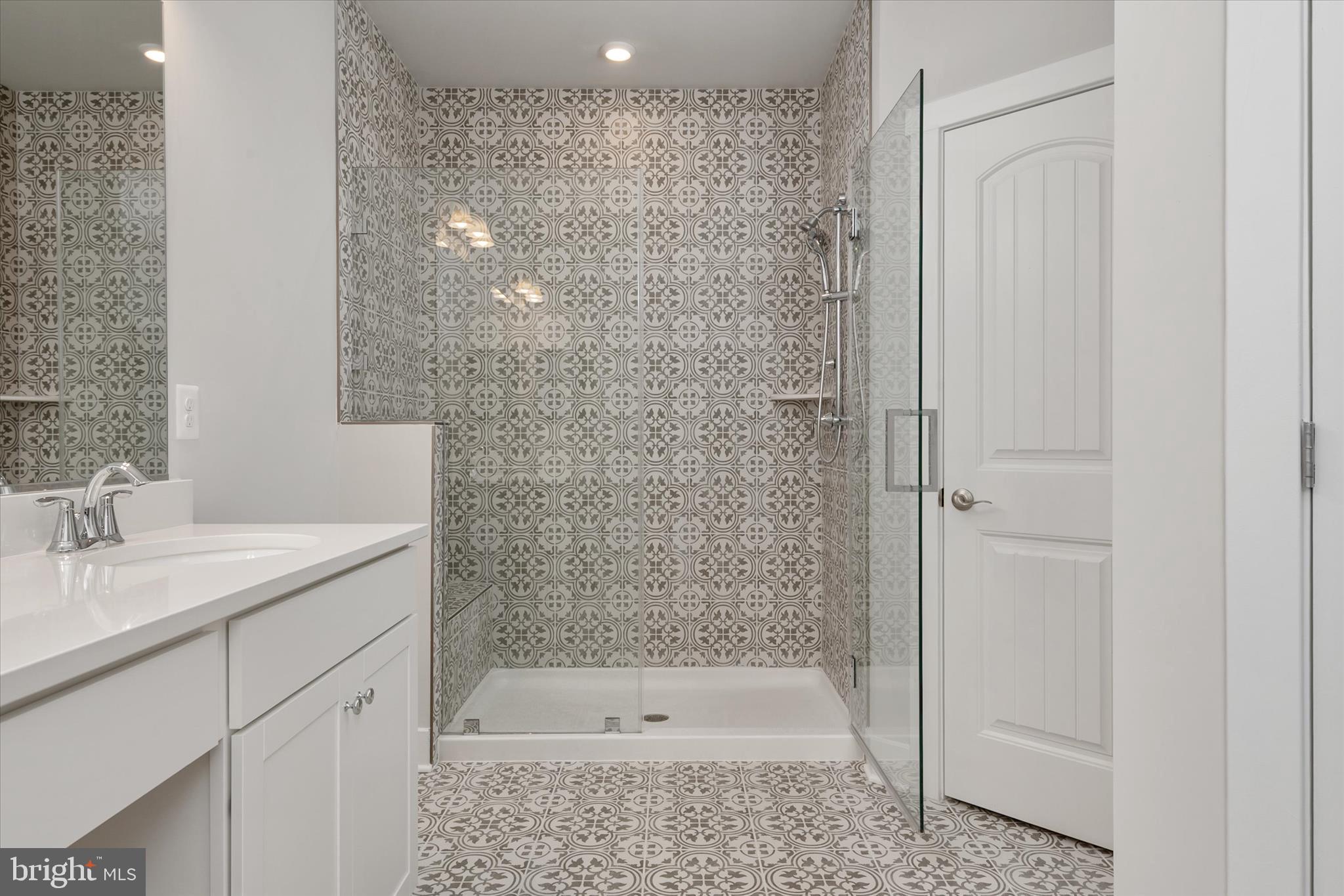 FOUR SEASONS AT KENT ISLAND - Residential