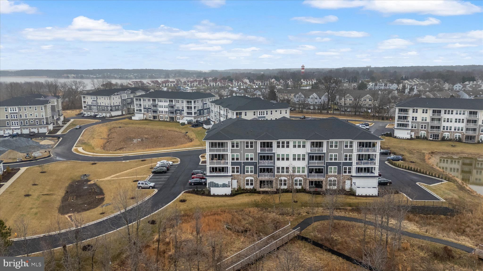 FOUR SEASONS AT KENT ISLAND - Residential