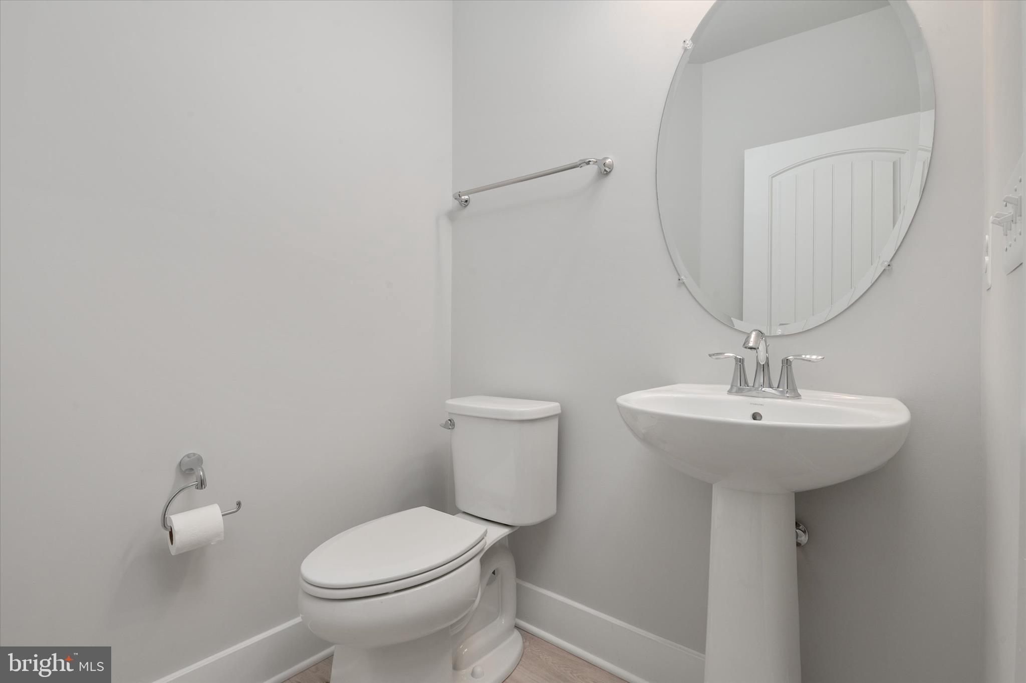 FOUR SEASONS AT KENT ISLAND - Residential