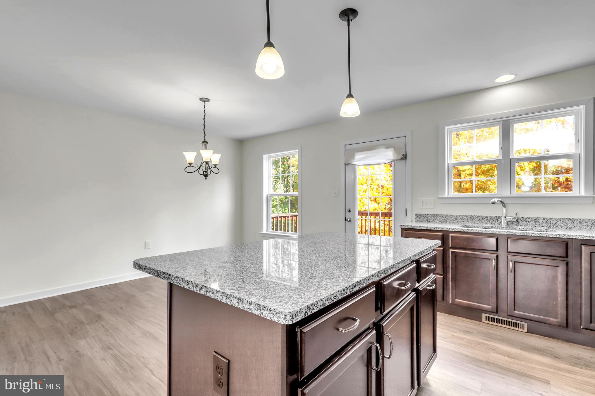 FALLING WATERS - Residential