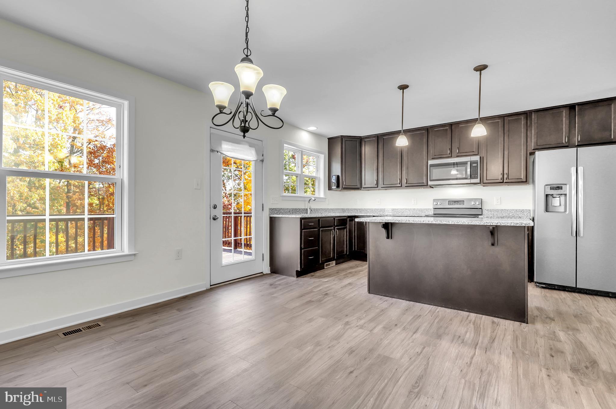 FALLING WATERS - Residential