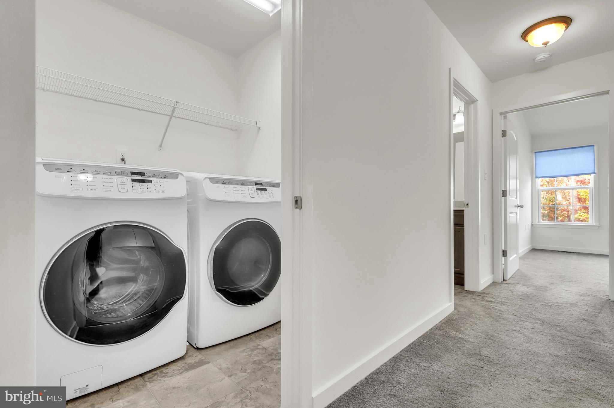 FALLING WATERS - Residential