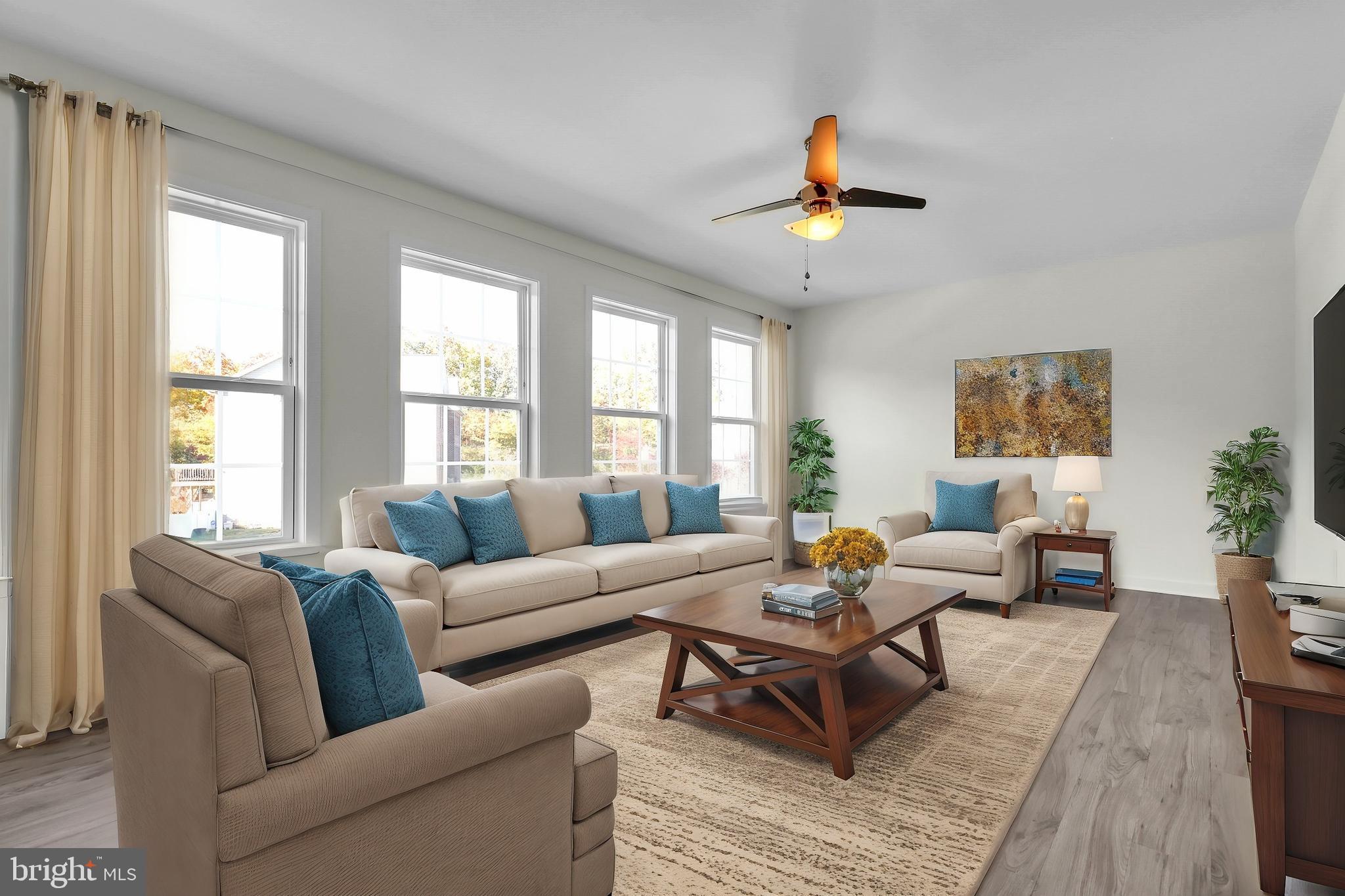 FALLING WATERS - Residential