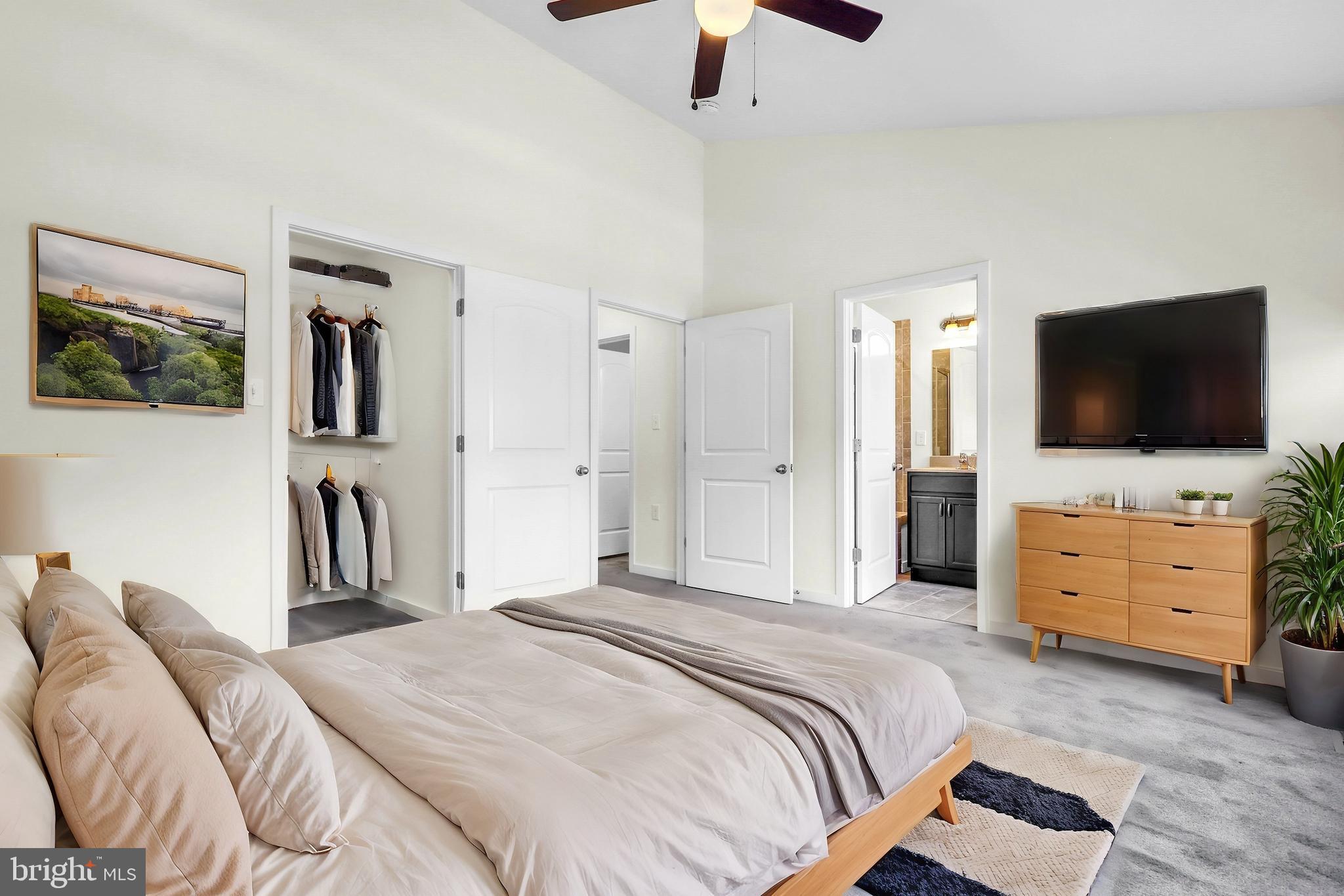 FALLING WATERS - Residential