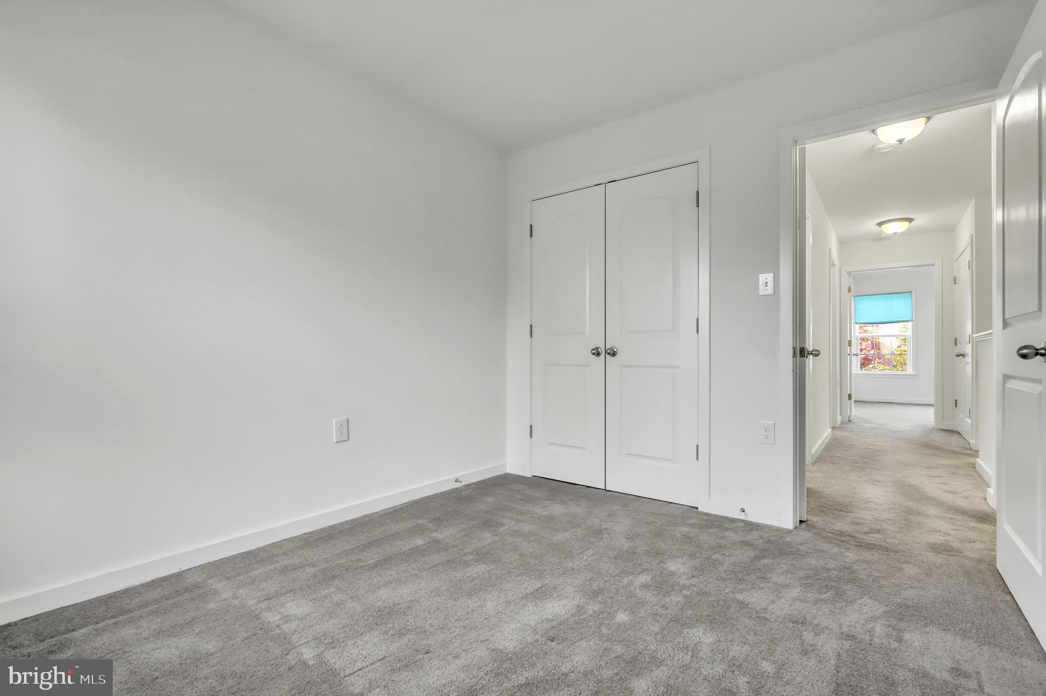 FALLING WATERS - Residential