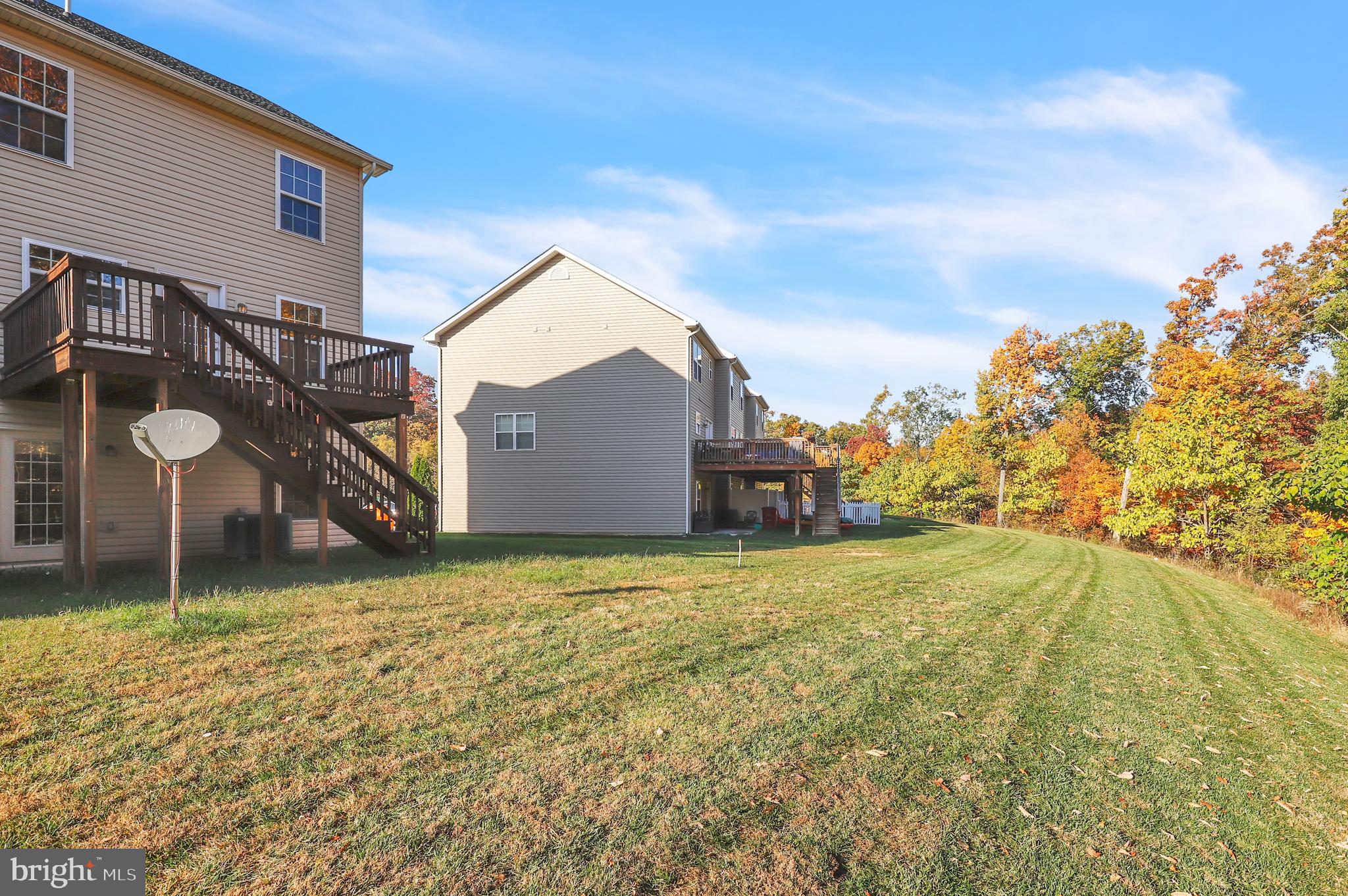 FALLING WATERS - Residential