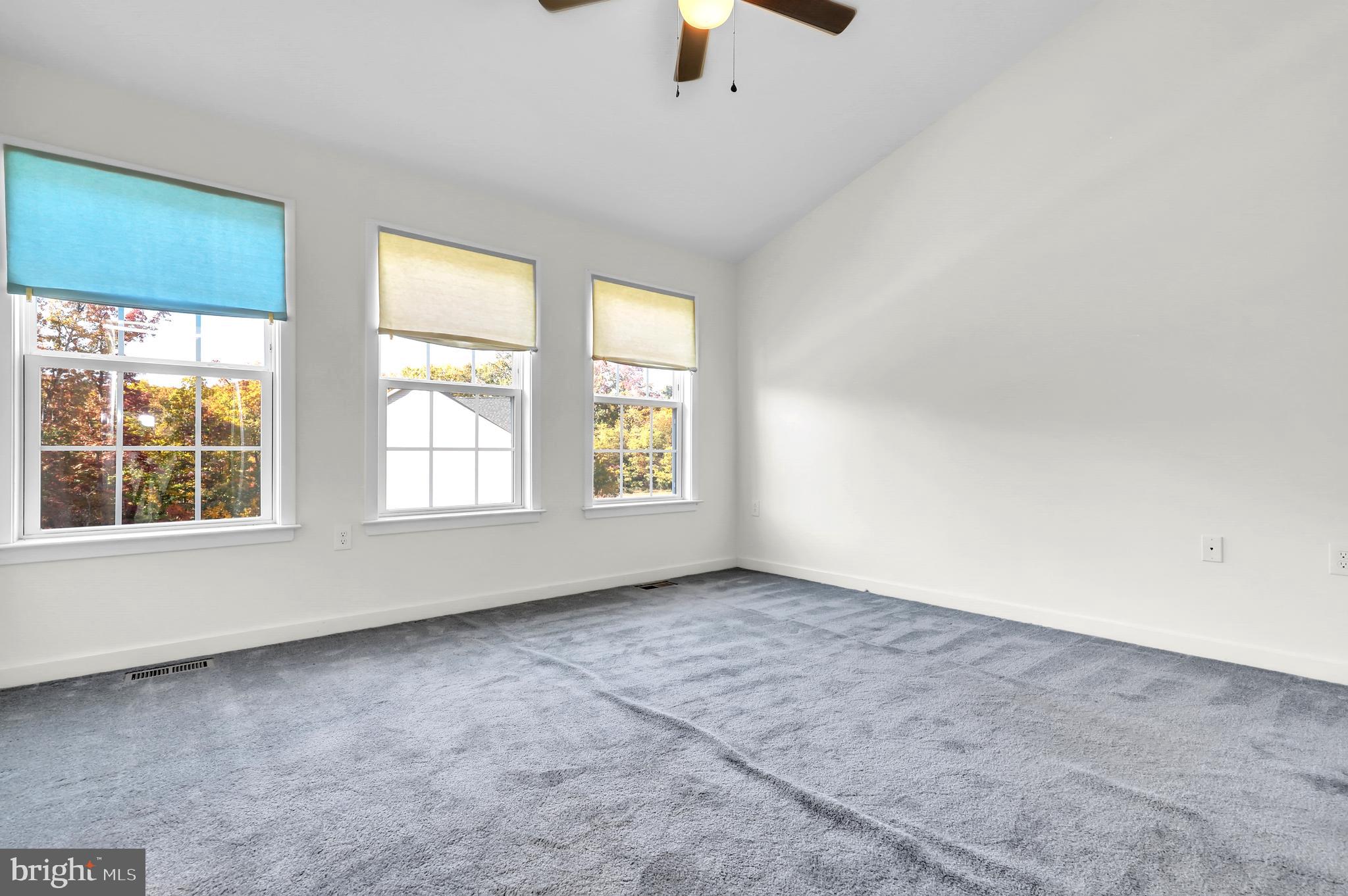 FALLING WATERS - Residential