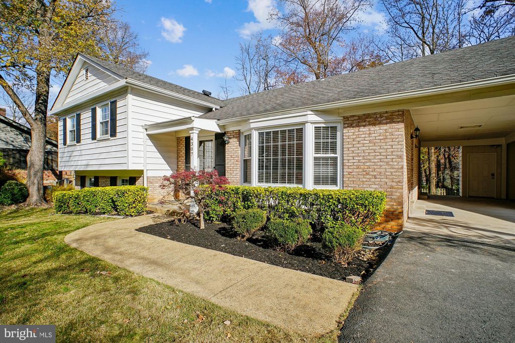 Photo of 4307 Planters Court, ANNANDALE, VA 22003 (MLS # VAFX2278908)