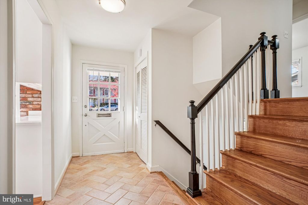 Photo of 4307 Planters Court, ANNANDALE, VA 22003 (MLS # VAFX2278908)