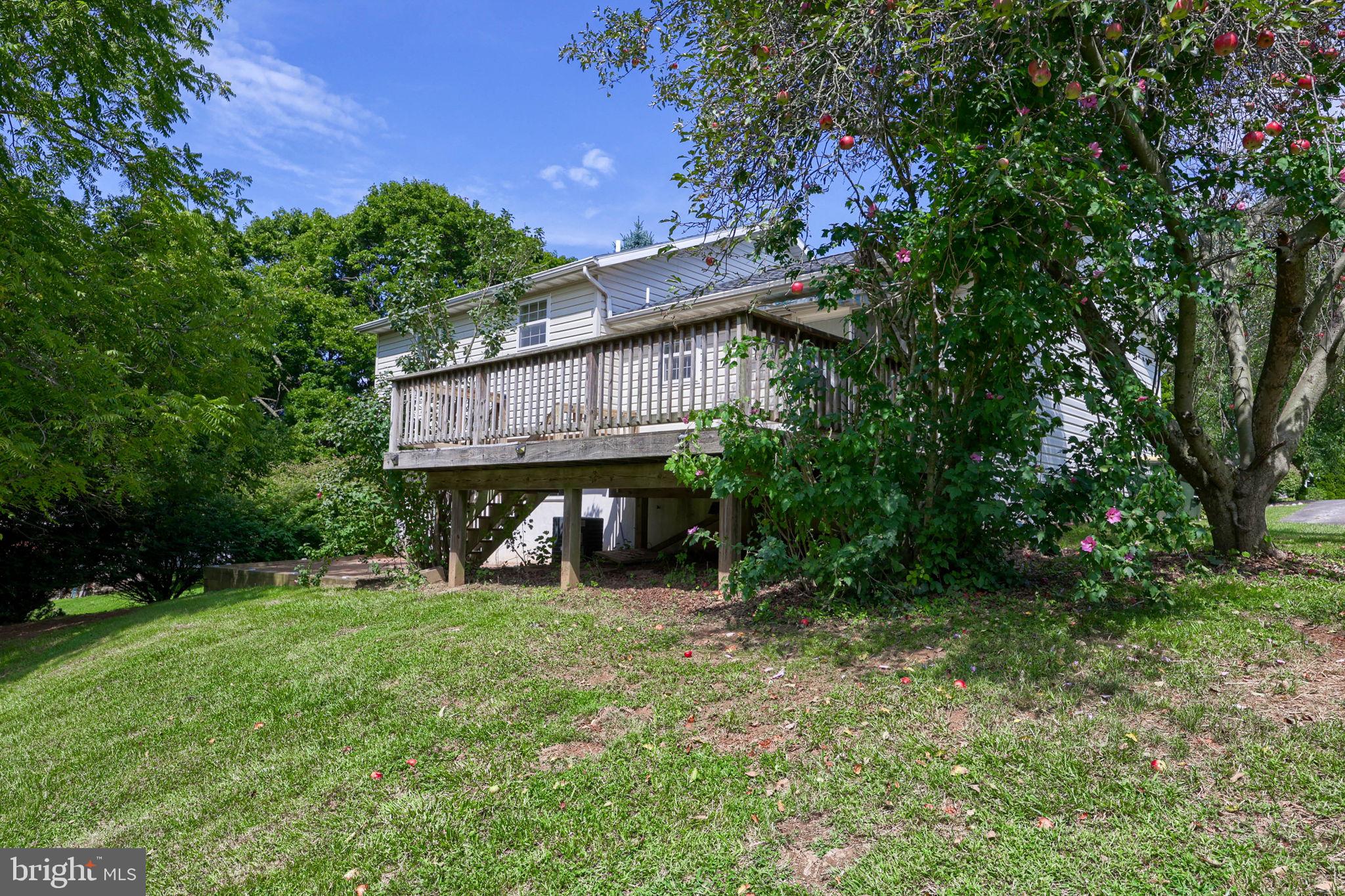 3 GATEWOOD DRIVE