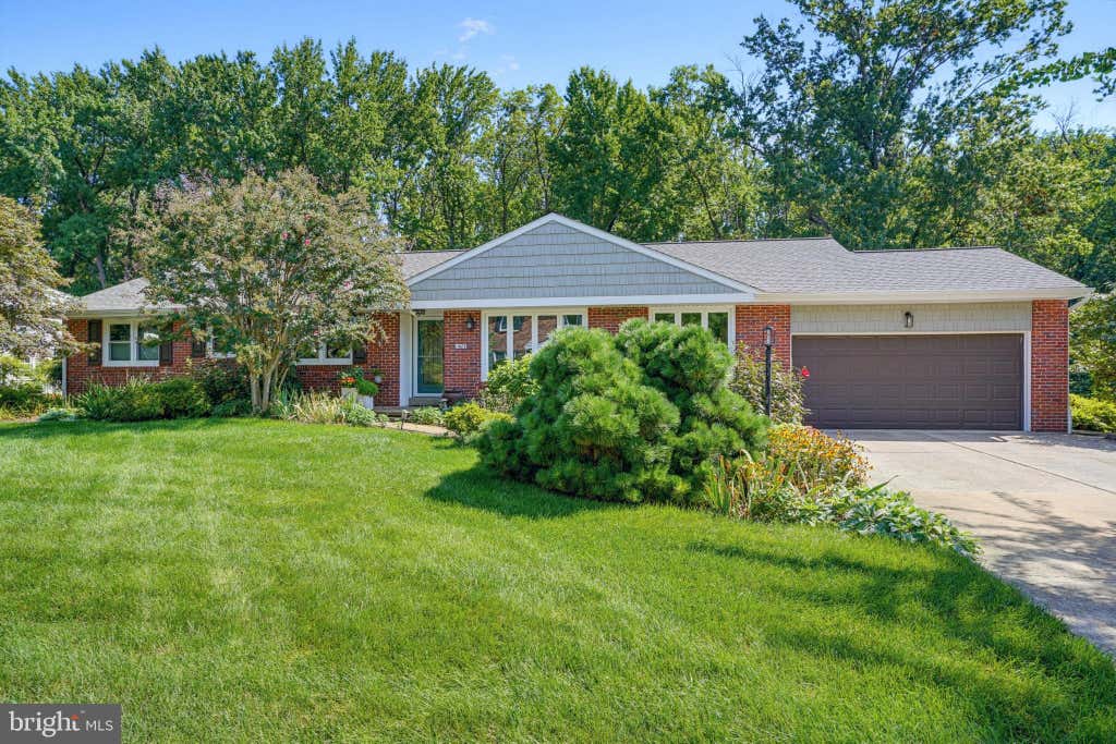 Photo of 1409 Ivy Drive, WILMINGTON, DE 19803 (MLS # DENC2110046)