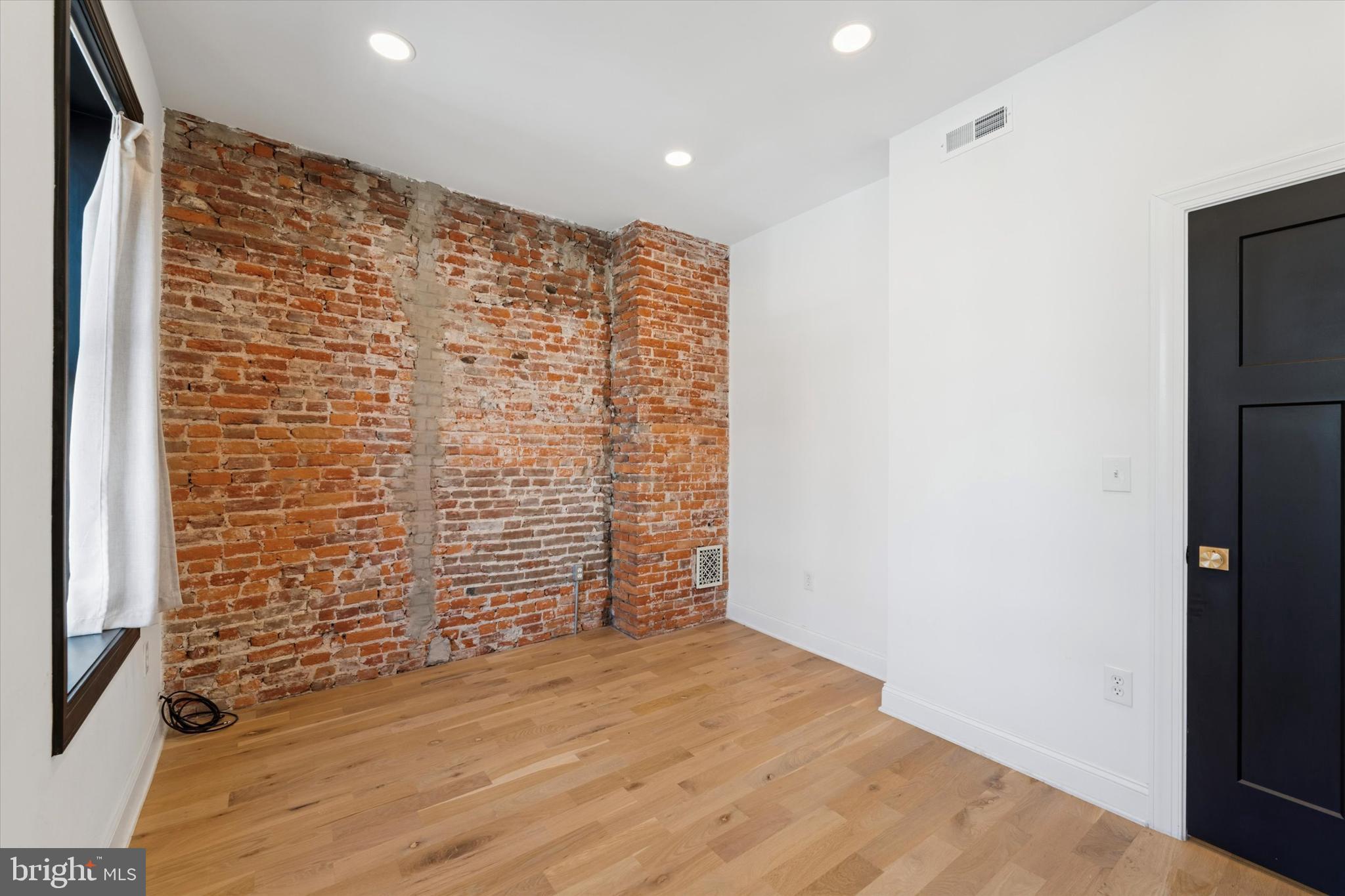 FRANCISVILLE - Residential