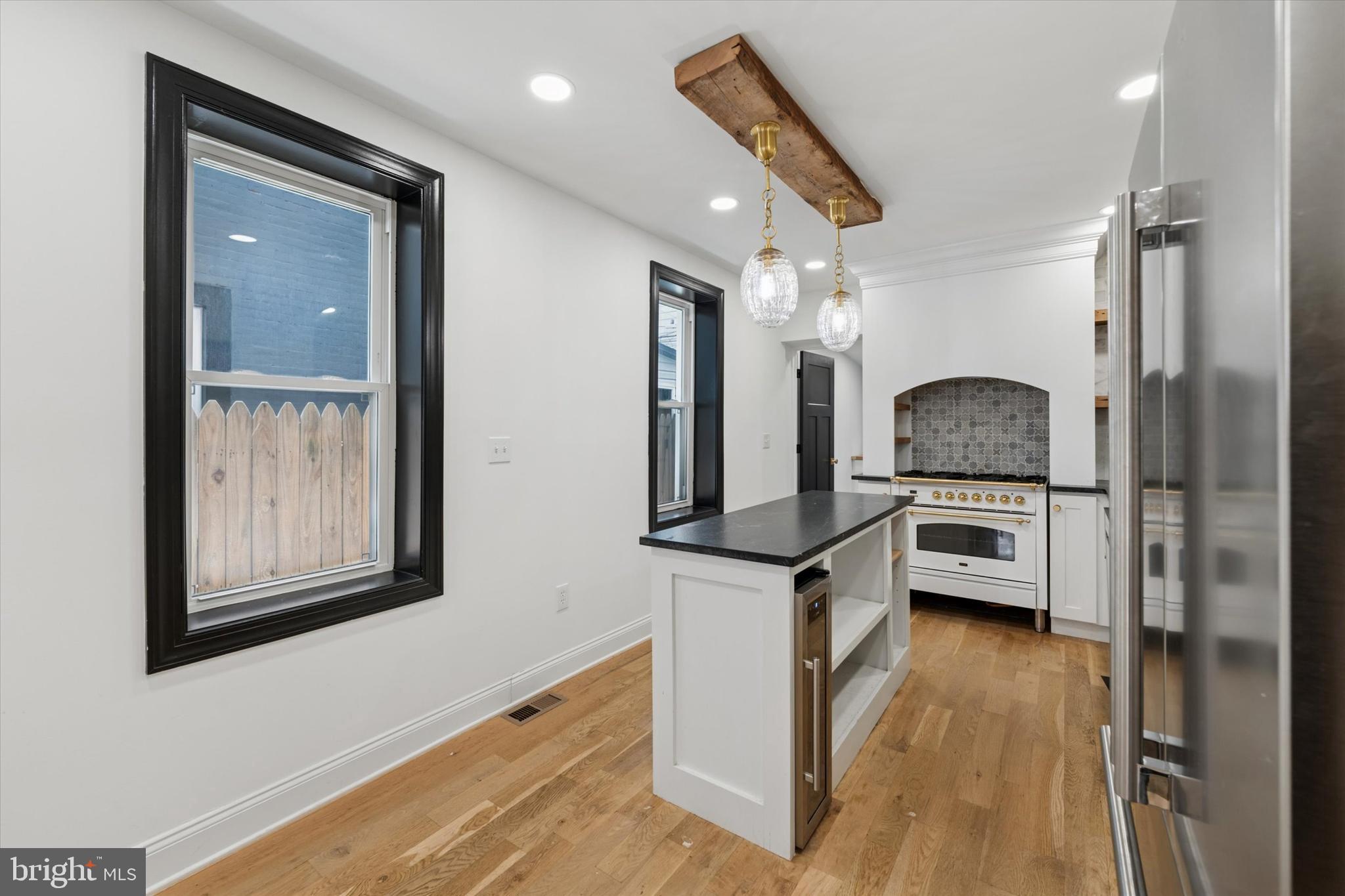 FRANCISVILLE - Residential