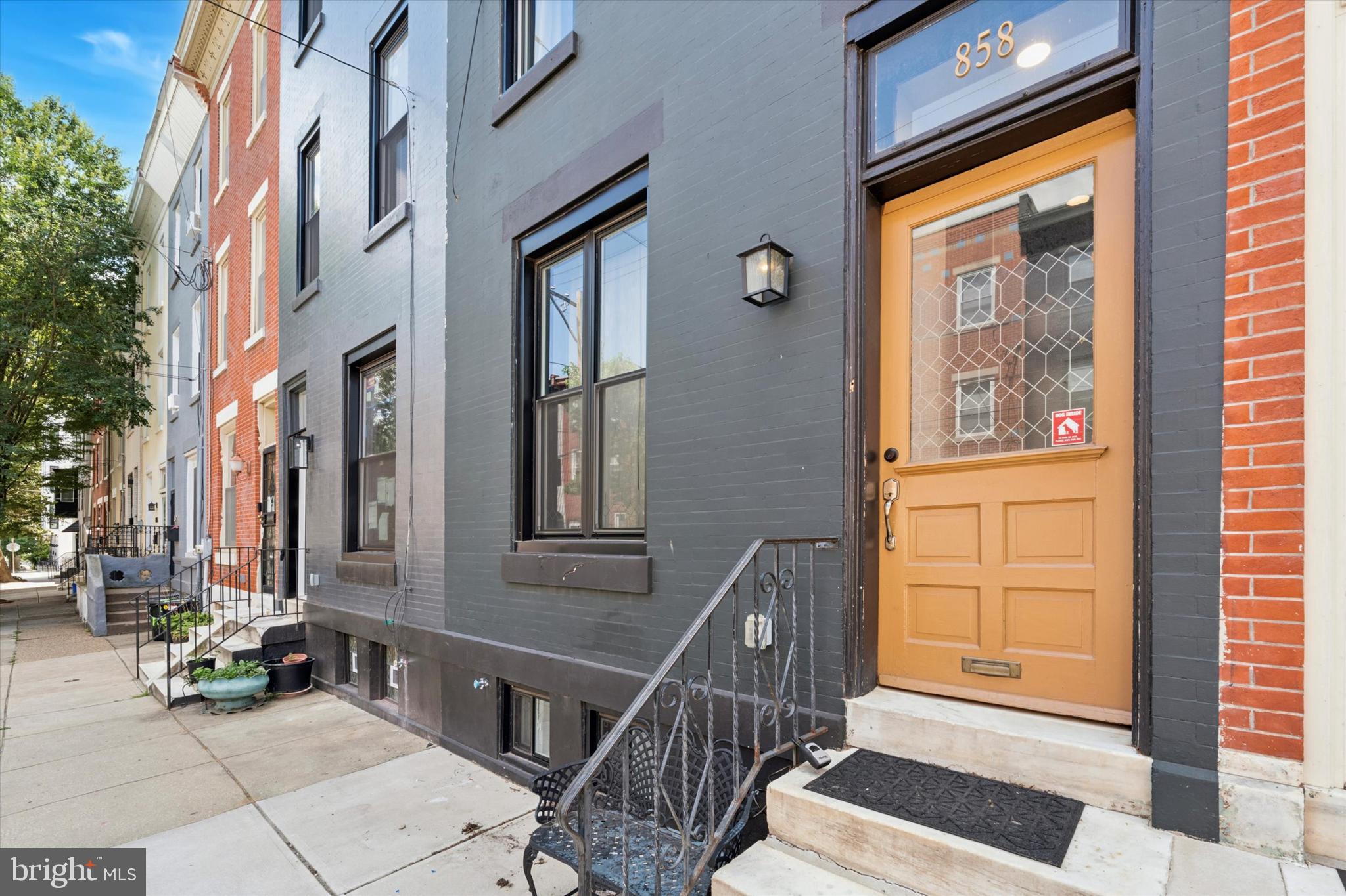 FRANCISVILLE - Residential