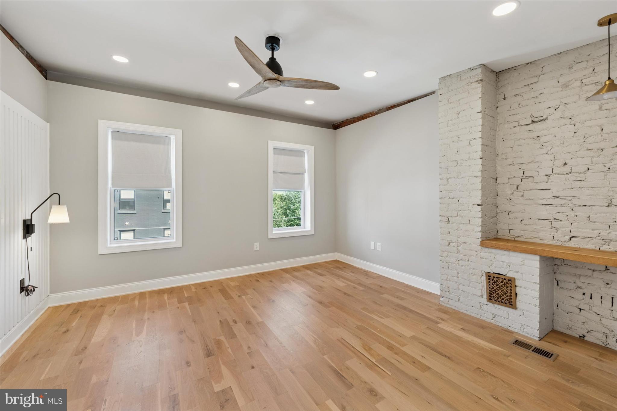 FRANCISVILLE - Residential