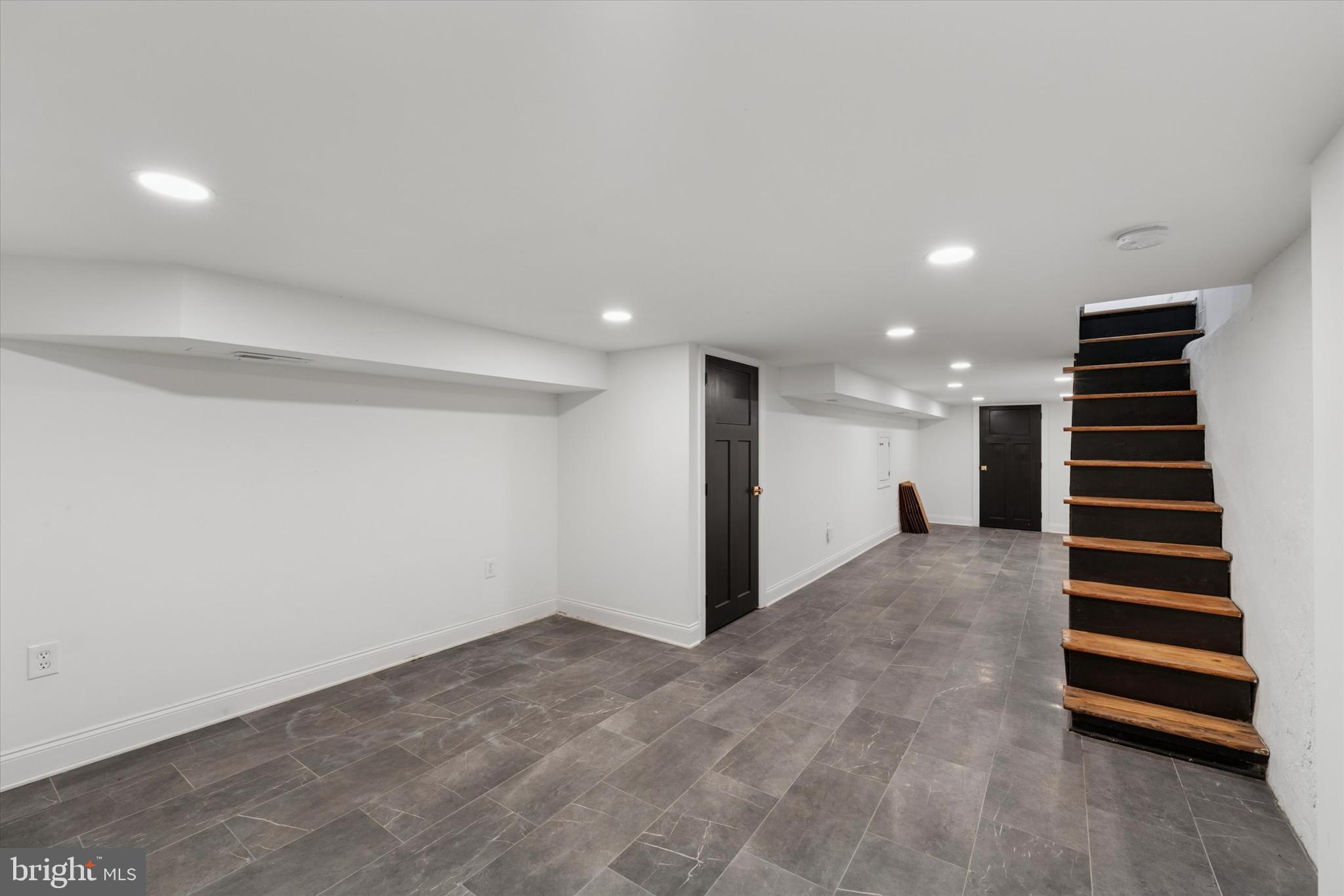 FRANCISVILLE - Residential