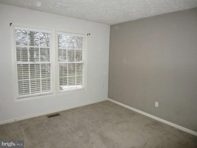 POLO FIELDS - Residential Lease