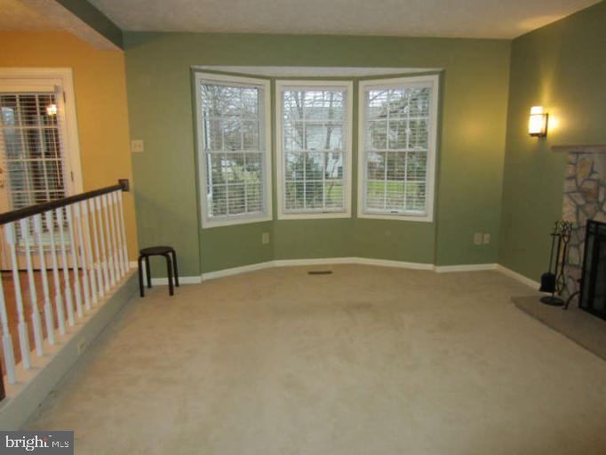 POLO FIELDS - Residential Lease