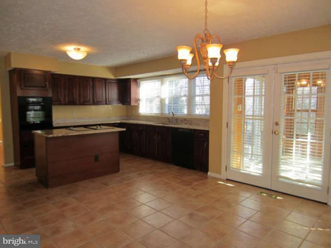 POLO FIELDS - Residential Lease