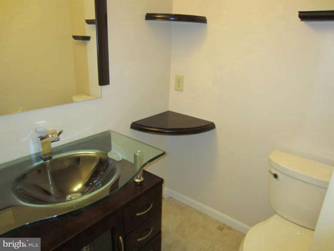 POLO FIELDS - Residential Lease