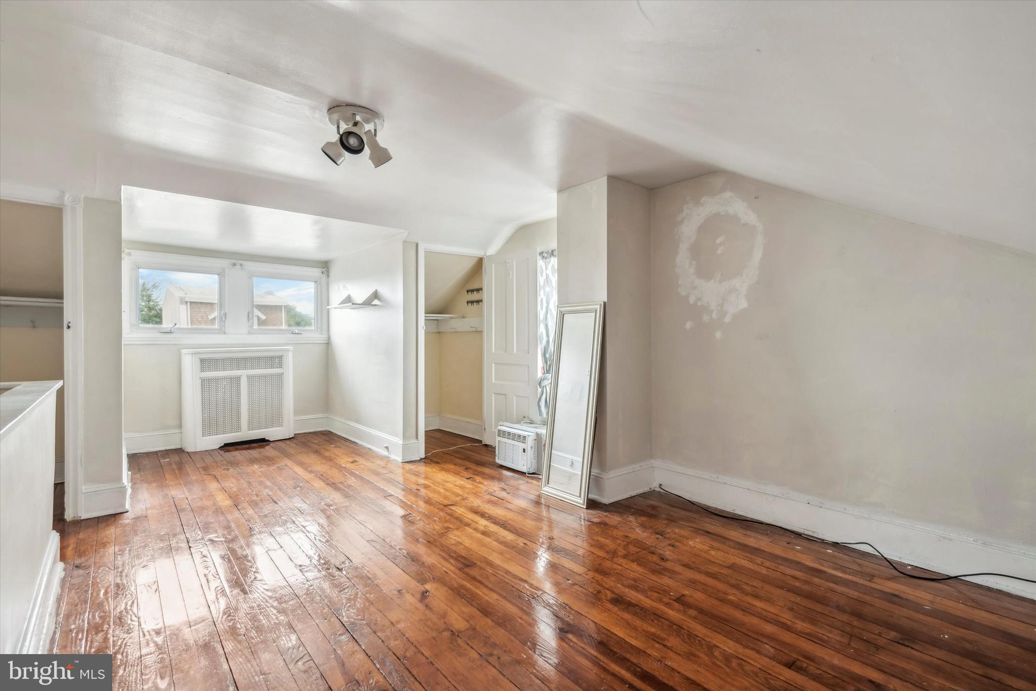 MANAYUNK - Residential Lease