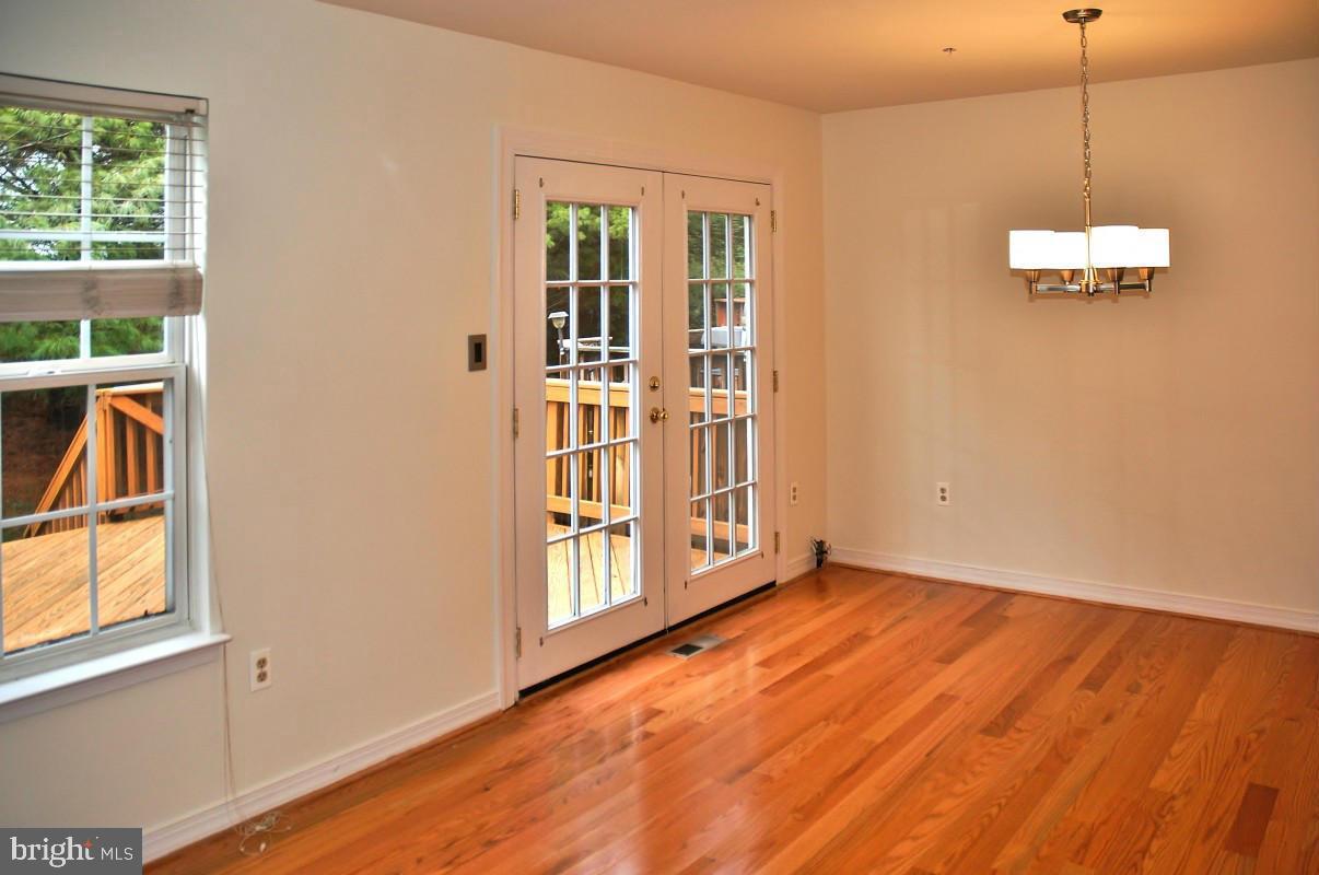 NEELSVILLE ESTATES - Residential Lease