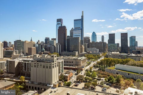 Condo For Sale - 2001 Hamilton Street #2004<br/> PHILADELPHIA, PA 19130