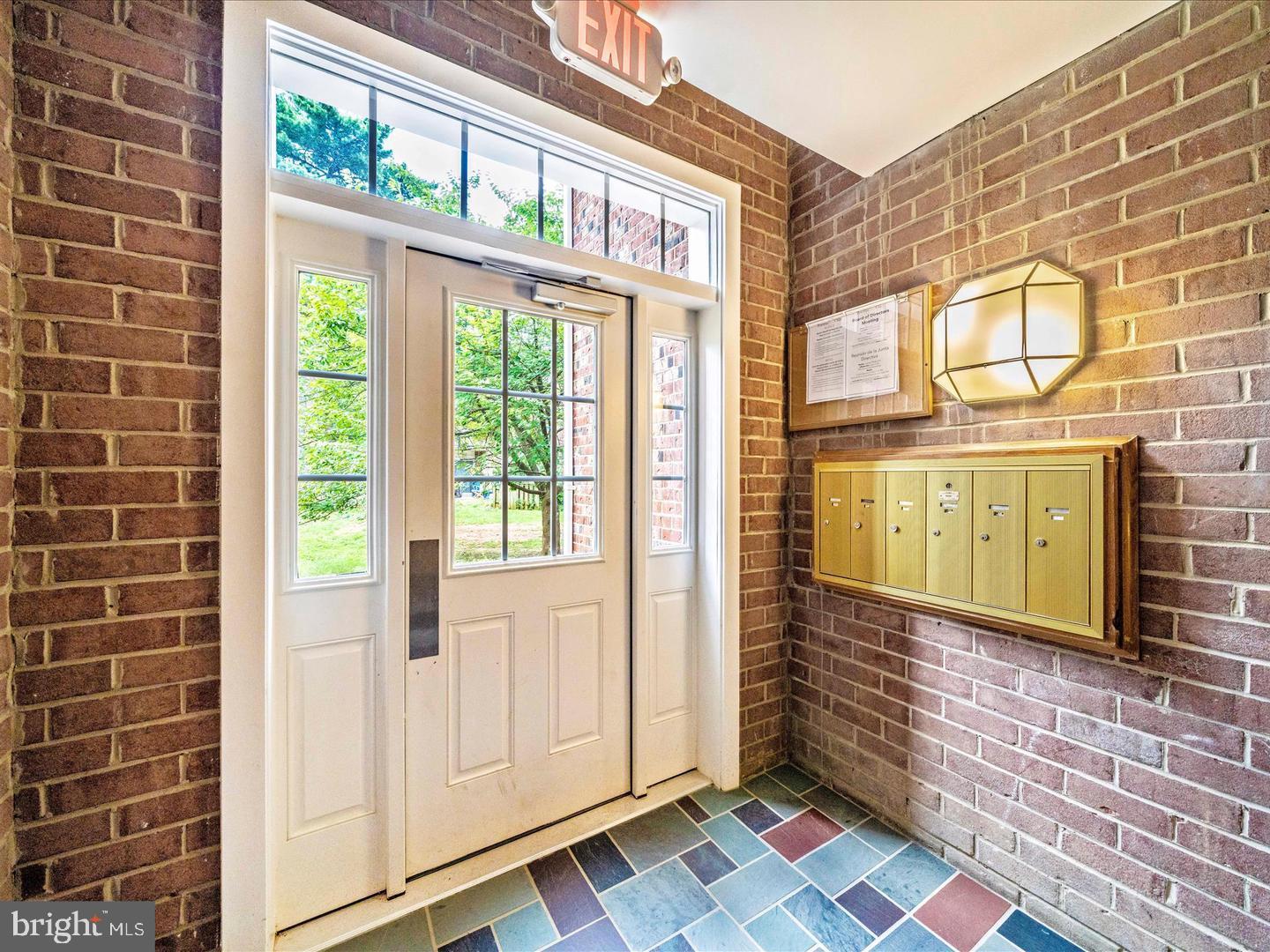 DIAMOND FARM - Residential Lease