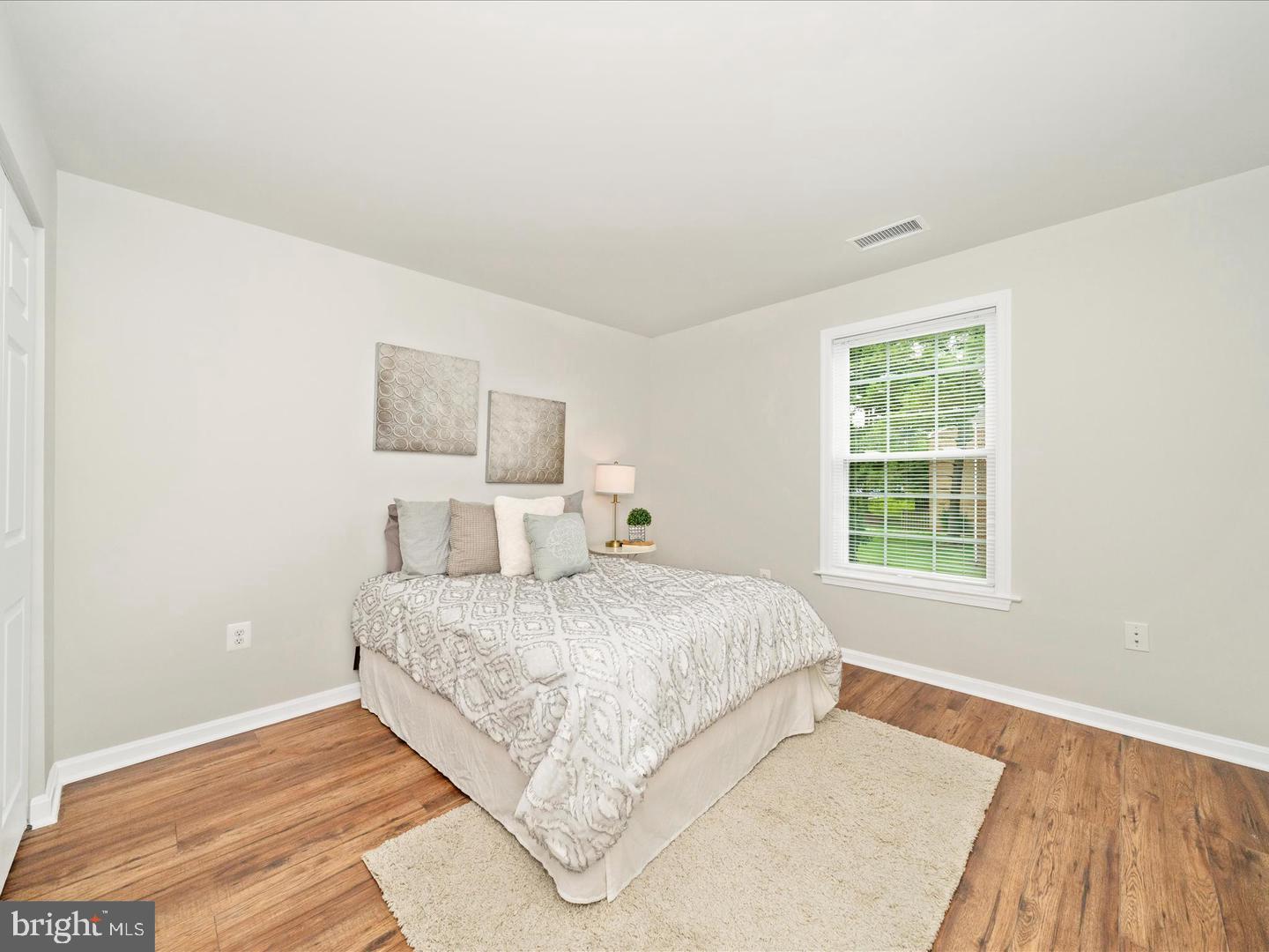 DIAMOND FARM - Residential Lease