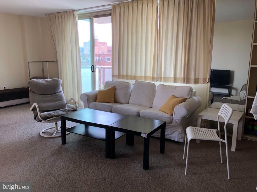 Ideal location, right across from JHU Homewood campus!!
3-Bedroom, 2-Bath Apartment Across from Johns Hopkins Homewood Campus
Fully Furnished & Utilities Included

This spacious apartment features:
-Master bedroom suite with walk-in closet and private bathroom
-Second bedroom (picture Room 2) with access to the hallway bathroom
-Third bedroom space(picture Room 1) is located next to the living room and offers a semi-private setup with a curtain divider (no door).

All rooms are fully furnished
Utilities included: *Internet*, Central heating/cooling, water, gas, electricity

Building Amenities:
24/7 front desk & security
Fitness center, rooftop pool, and community room
Fee-based laundry room on the first floor
Optional paid parking garage + additional free street parking
Recently upgraded windows throughout the property

Additional Details:
Minimum One-year lease required
Guest rooms available for visiting friends/family (rental fee applies)


* Johns Hopkins students/faculty/staff preferred