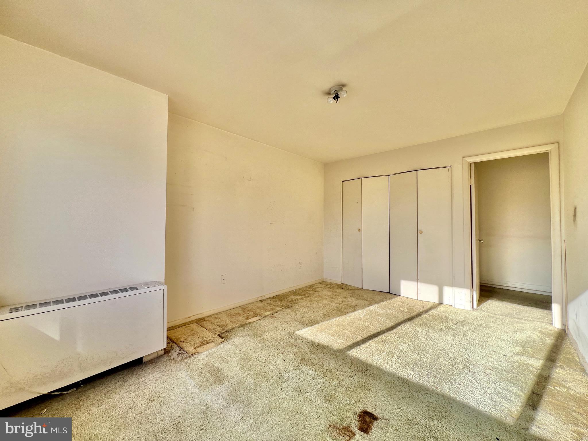 PINEWAY TOWERS - Residential