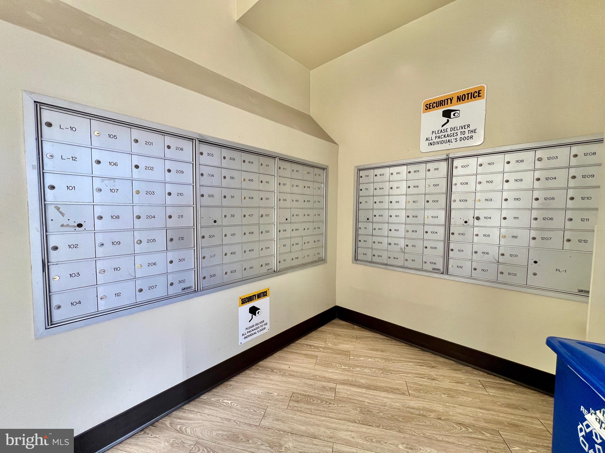 PINEWAY TOWERS - Residential